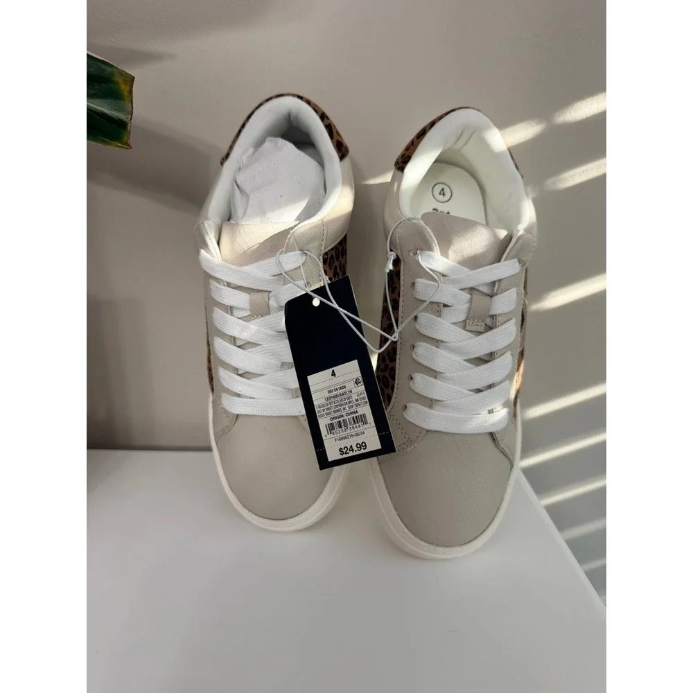 Cat‎ & Jack Kaitlyn Sneakers Girls Size 4 Beige Leopard Star NWT